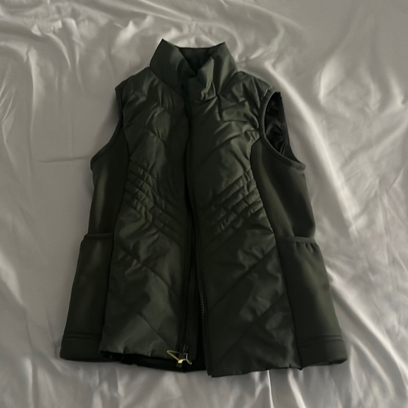 *•~ work out jacket~•* - Picture 1 of 1